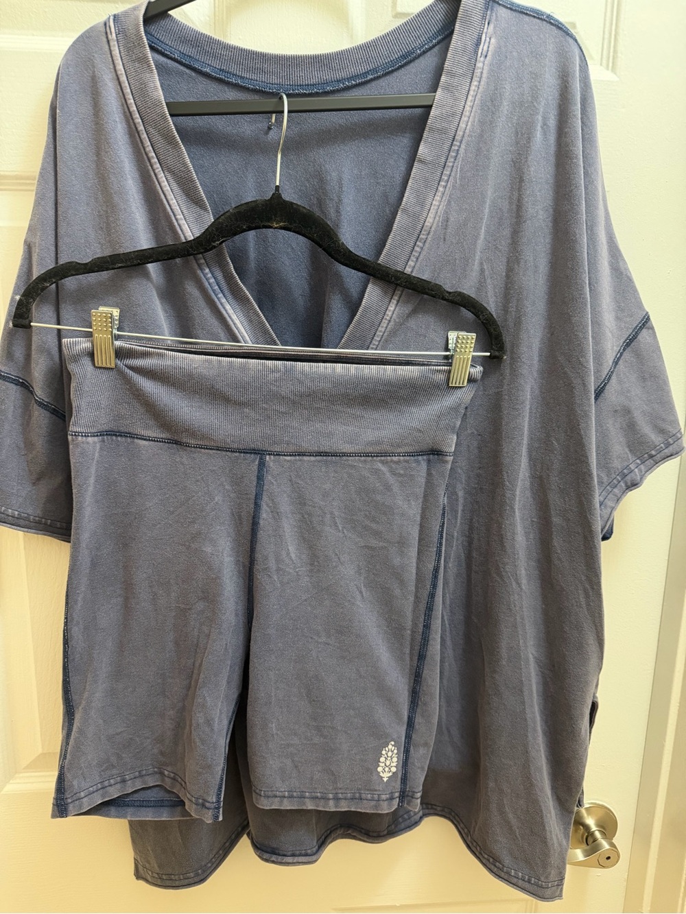 🌊 FP Movement Hot Shot Reversible Short Set - Medium - Blue Mineral Wash - Picture 9 of 13